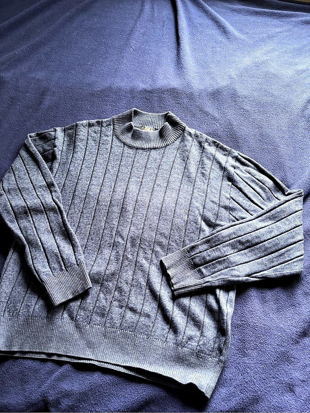 Montechiaro Men's Ribbed Crewneck in Gray Size Medium